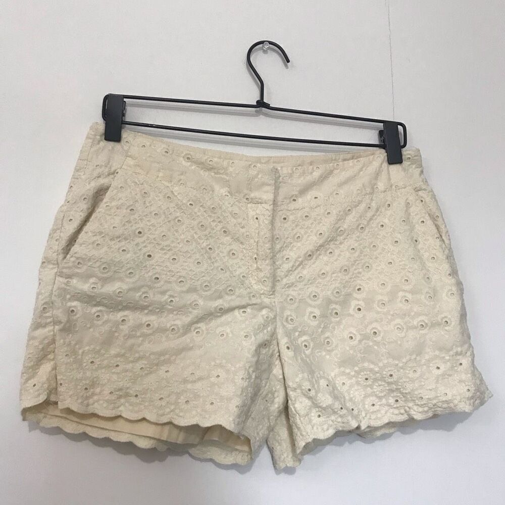 Ann Taylor LOFT‎ Cotton Shorts Size 2 low rise White Cream Eyelet desert boho